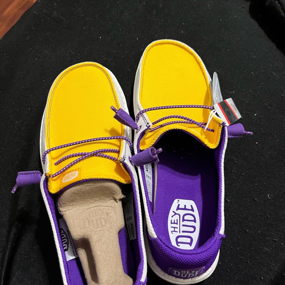 Hey Dude LSU Womens Shoes (Size 10)